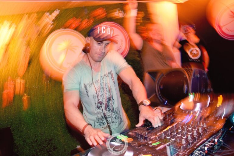 39914655_1892884377466074_5473810792254013440_n